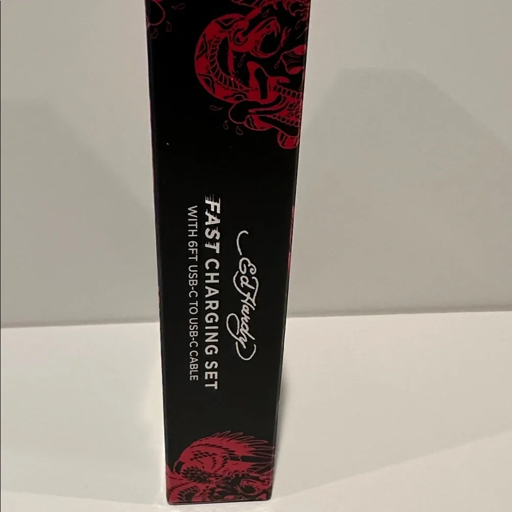 NIB Ed Hardy Fast Charging Set with 6 Ft. USB-C to USB-C Cable.
